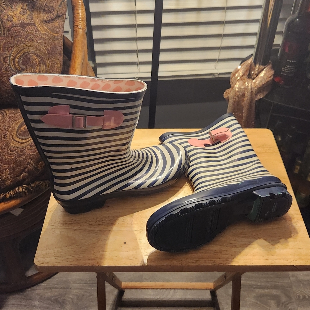 Rainboots
